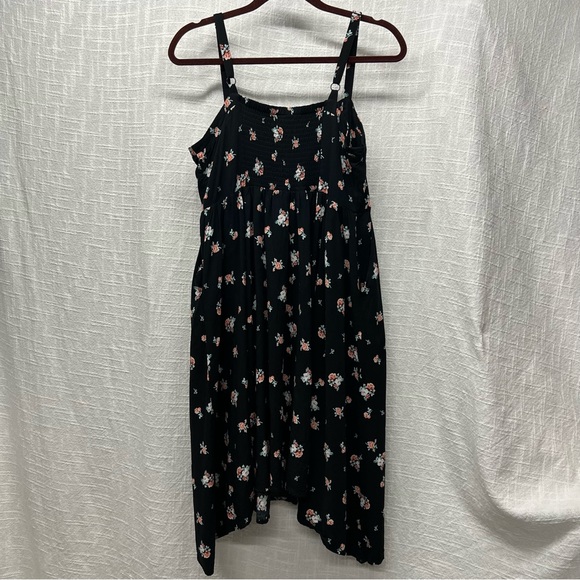 Torrid Black Floral Challis Dress - Plus Size 00 - Picture 5 of 10
